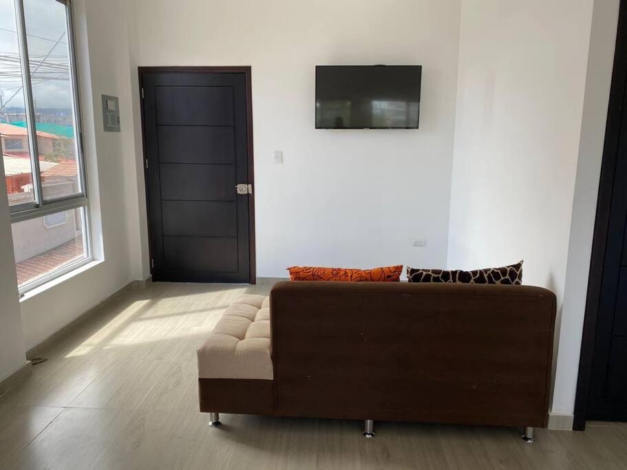 פורטו איורה New Apartment In Galapagos, Santa Cruz Island מראה חיצוני תמונה